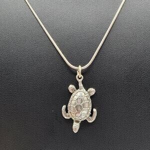Vintage Sterling Silver Turtle Pendant Necklace Beach Ocean Symbol Charm